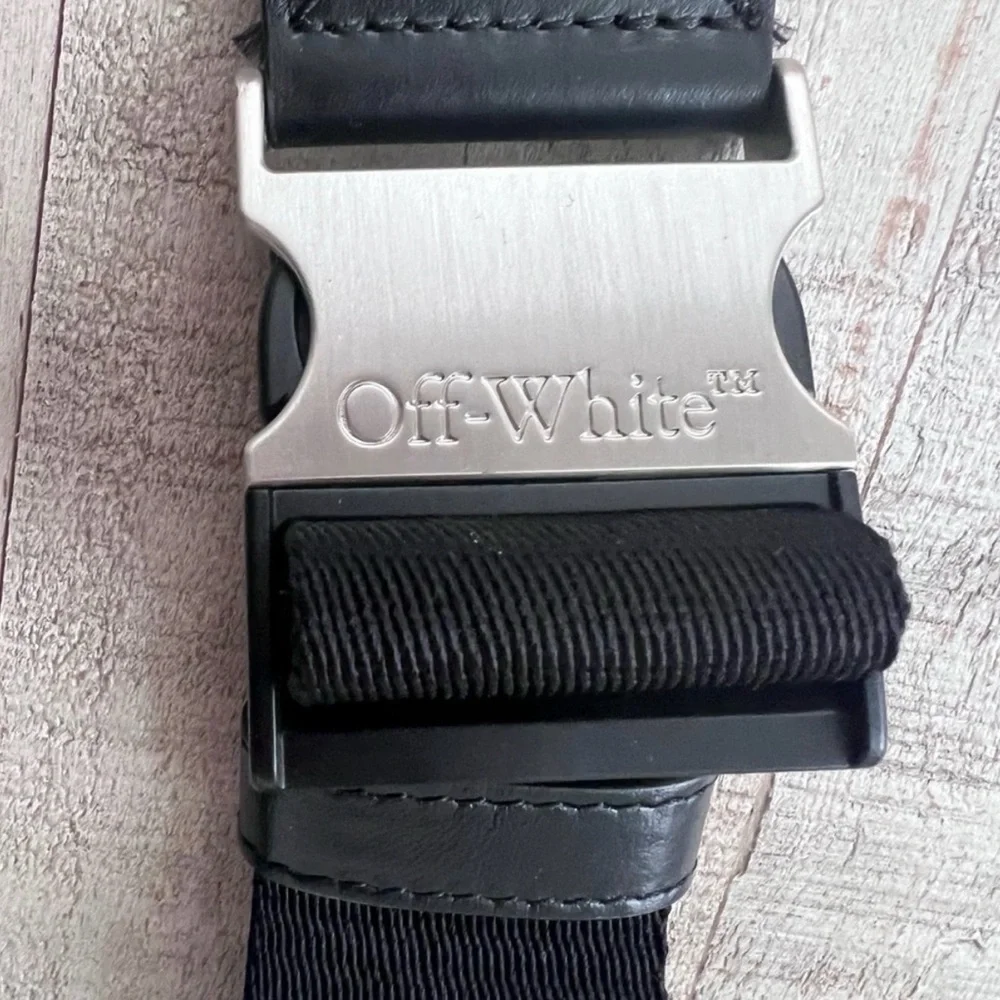 Off-White c/o Virgil AblohMen's Green Core Logo Printed Mesh Belt Bag Fanny pack - Picture 4 of 6